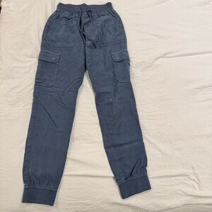 American Eagle Cargo Joggers